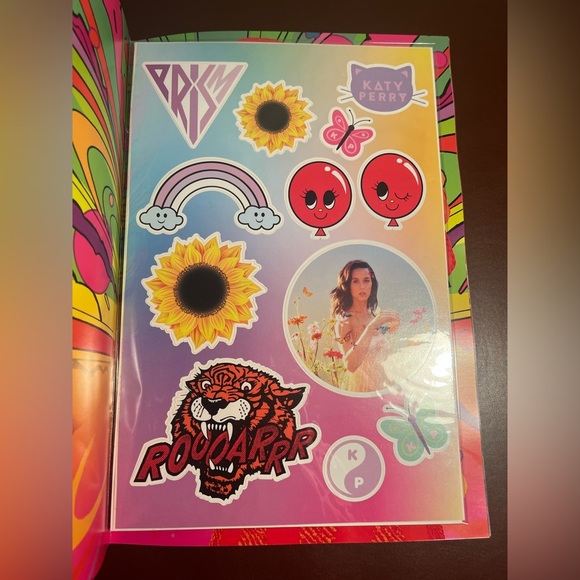 Katy Perry Collections Prismatic World Tour Poster - Rainbow and Black - Picture 2 of 7